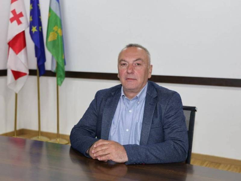 ძვირფასო ახალგაზრდებო, გულითადად გილოცავთ უმაღლეს სასწავლებლებში ჩარიცხვას!